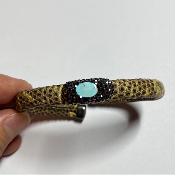Snake skin silver blue turquoise Swarovski Crystal womens bracelet - Picture 1 of 5